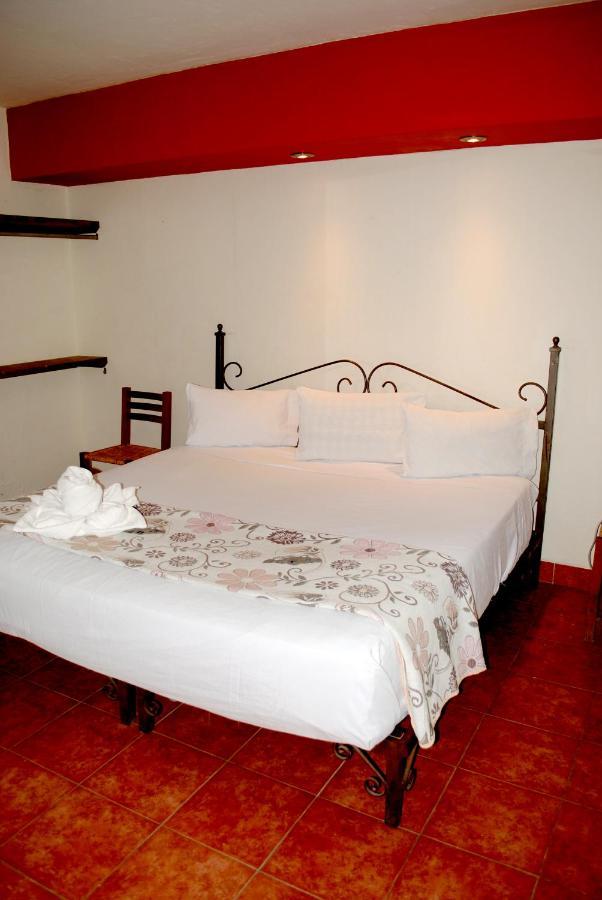 Hotel Maya 2012 Amacuzac Exterior foto