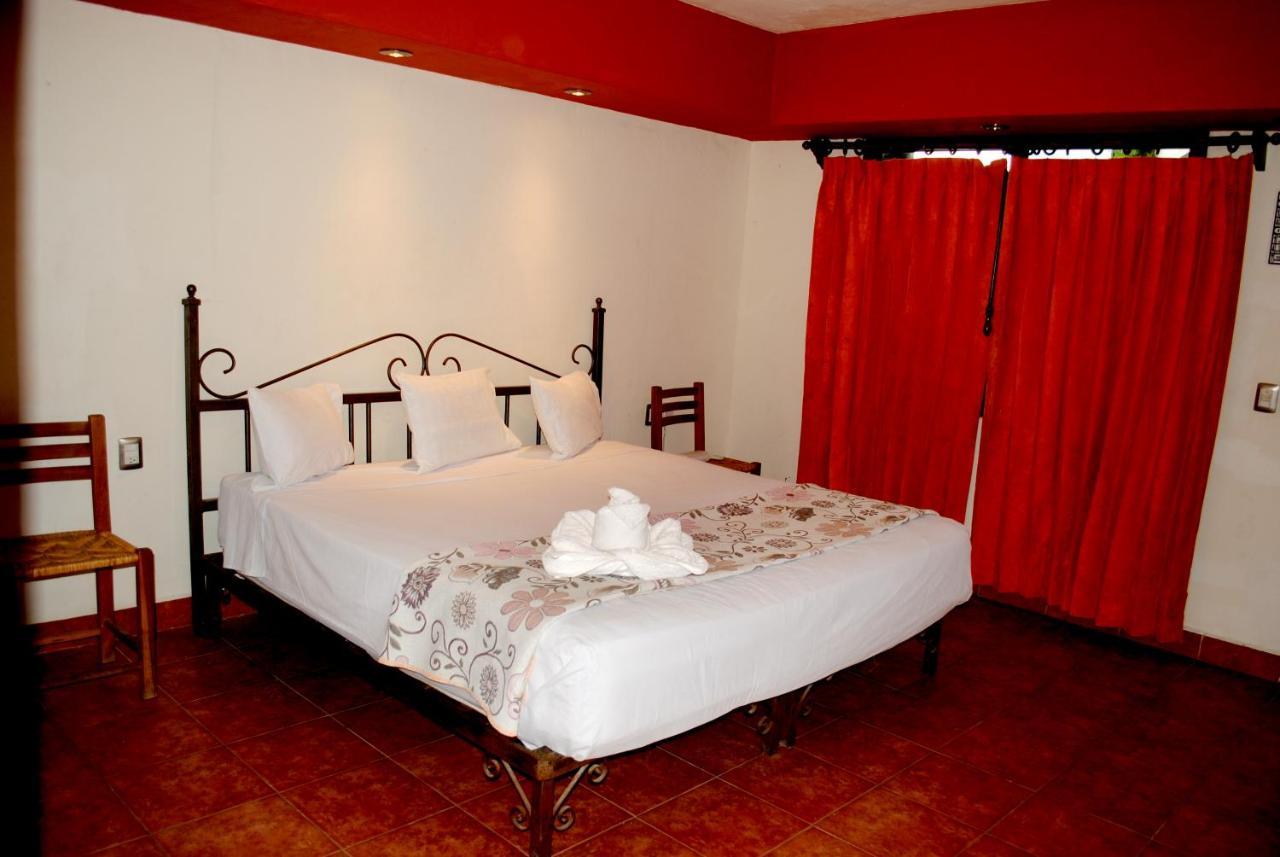 Hotel Maya 2012 Amacuzac Exterior foto